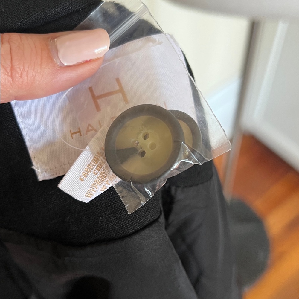 H by Halston Preppy NWT Linen Blend Single Button Blazer - Black - Size Medium - Picture 12 of 13